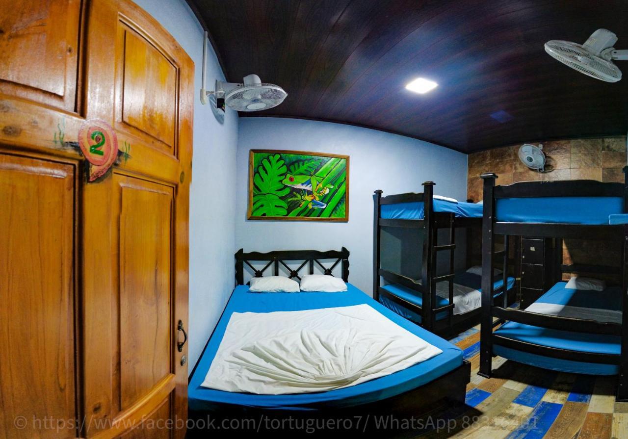 Hostel Tortuguero 7Backpackers 外观 照片