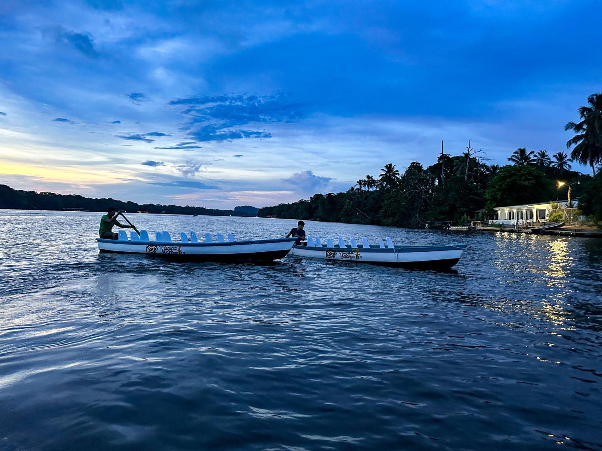 Hostel Tortuguero 7Backpackers 外观 照片